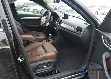 2018 Audi Q3 2.0T Premium/2.0T Sport Premium из США, поврежденный, VIN WA1JCCFS2JR001745